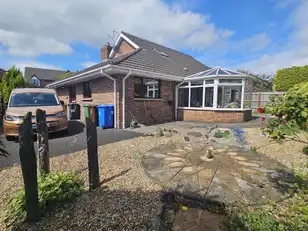 8 Kenilworth GroveImage 22