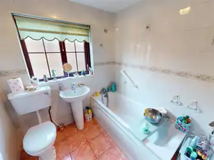 8 Kenilworth GroveImage 15