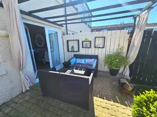23 Hillhall GardensImage 20