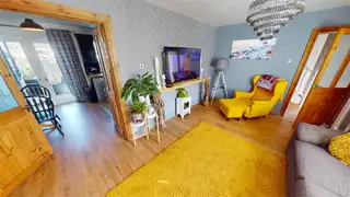 23 Hillhall GardensImage 4
