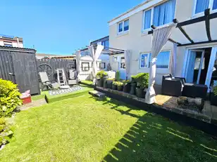 23 Hillhall GardensImage 18