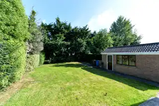 10 Moyra DriveImage 15