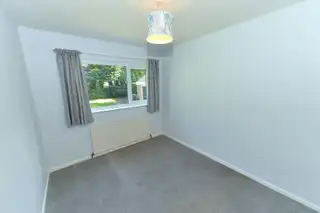 10 Moyra DriveImage 14