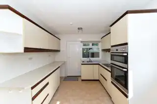 10 Moyra DriveImage 6