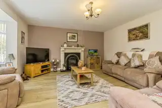 15 Lord Warden's GrangeImage 4