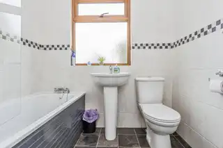 12 Abbots CloseImage 4