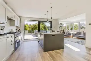 19 Cherrymount ParkImage 4