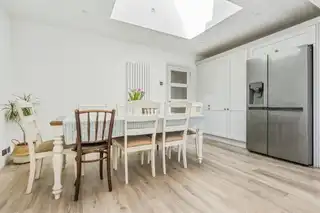 19 Cherrymount ParkImage 3