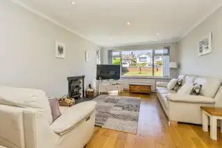 19 Cherrymount ParkImage 2