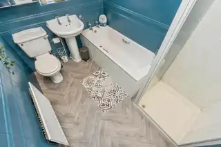 23 Manor ParkImage 17