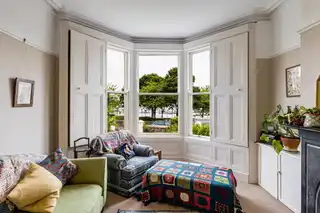 61 Queens ParadeImage 8