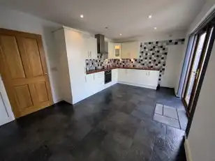 25 Longfield WayImage 5