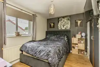 24 Bloomfield WalkImage 9