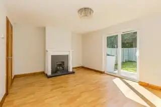 24 Regency SquareImage 7