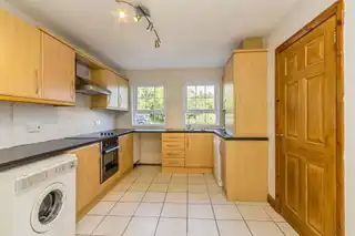 24 Regency SquareImage 10
