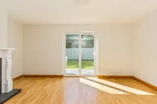 24 Regency SquareImage 5