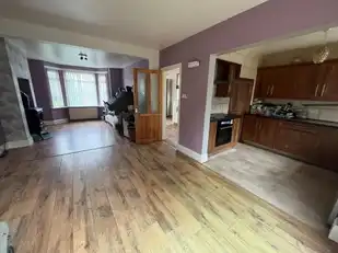 45 Church AvenueImage 8