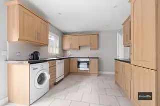 7 North CloseImage 9