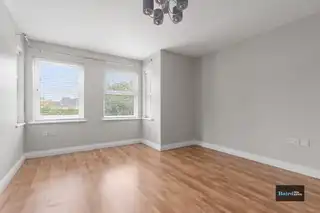 7 North CloseImage 14