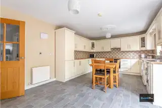 10 Westclare CourtImage 12