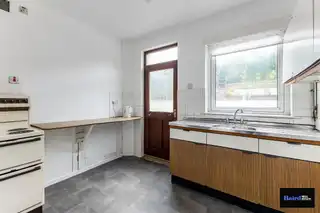11 Woodvale ParkImage 10