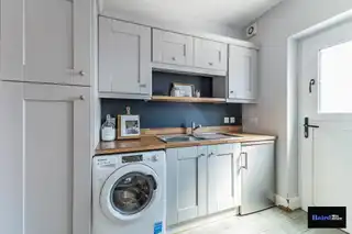 28 Bramley MeadowsImage 16