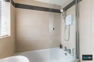 26 Lakeview ParkImage 13