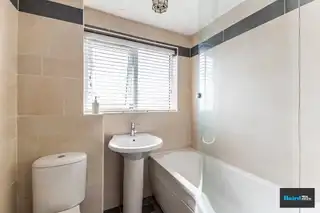 26 Lakeview ParkImage 14