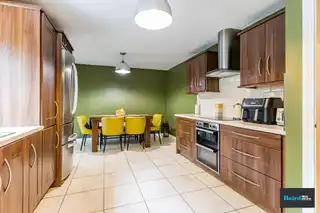 40 The ValeImage 12