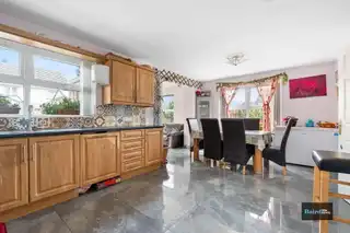 20 Brookfield CrescentImage 11