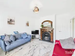 16 Windsor HeightsImage 3