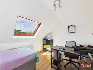 16 Windsor HeightsImage 14