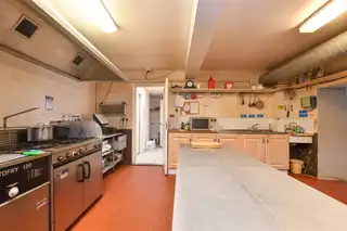 11 Marine RoadImage 25