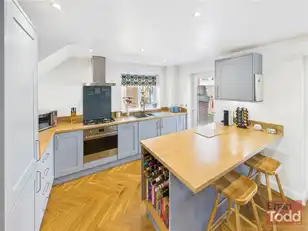 1 Arran GardensImage 6