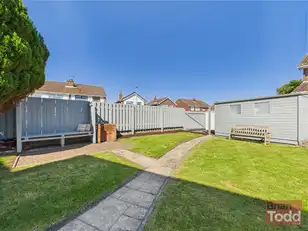 1 Arran GardensImage 18