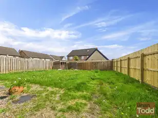 85 Lindara DriveImage 12