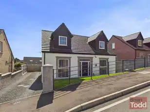 Image 1 for 5 Beech Hill View