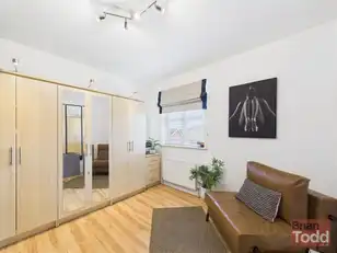 56 Porter CrescentImage 9
