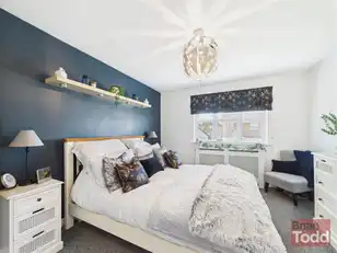 56 Porter CrescentImage 10