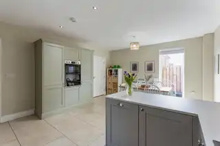 18 Millmount Village SquareImage 9