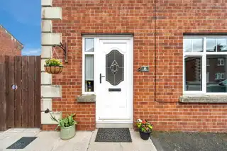 8 Thornhill MewsImage 2