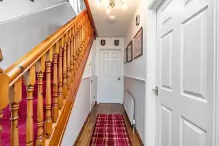 8 Thornhill MewsImage 3