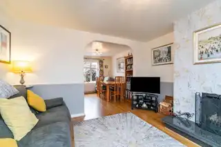 8 Thornhill MewsImage 4