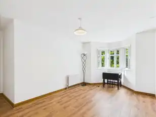 Apartment 19 Sandown Court 82 Sandown RoadImage 4