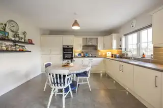 33 Ilford ParkImage 8