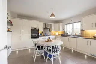 33 Ilford ParkImage 7