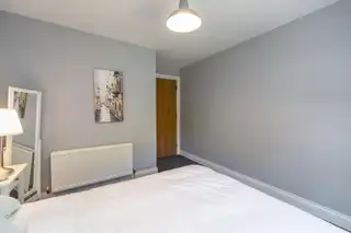 71B Shandon ParkImage 22