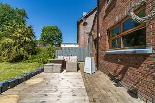 71B Shandon ParkImage 40