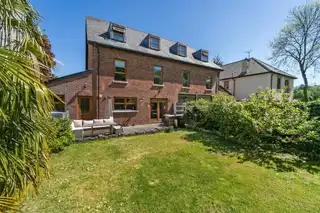 71B Shandon ParkImage 37