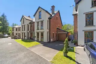 71B Shandon ParkImage 44